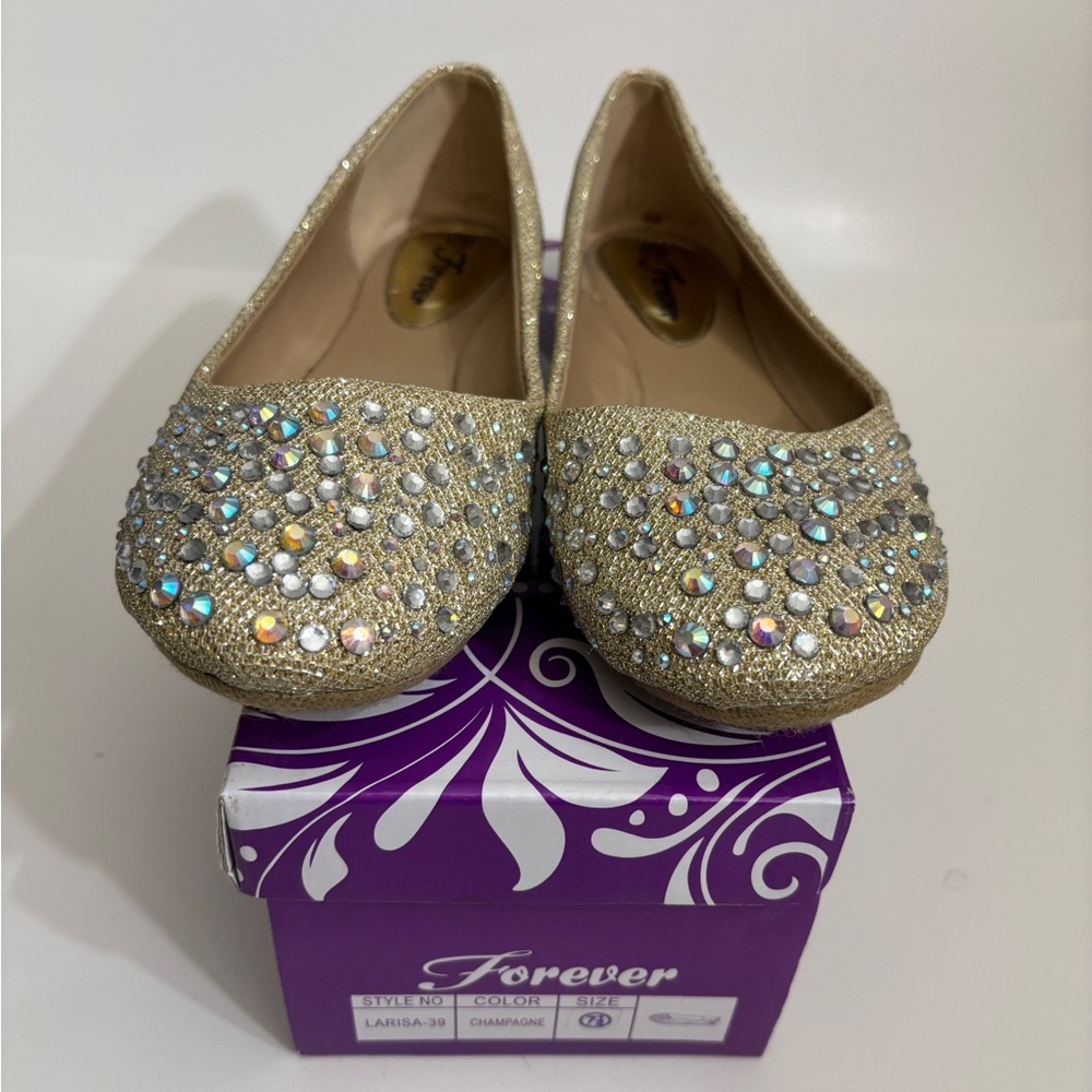 Women’s Forever Larisa Champagne Gold Rhinestone Flats size 7